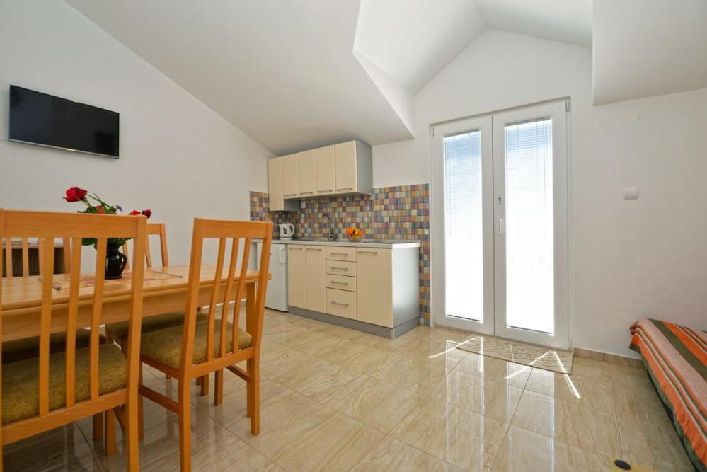 Apartments Viola Betina  Room photo