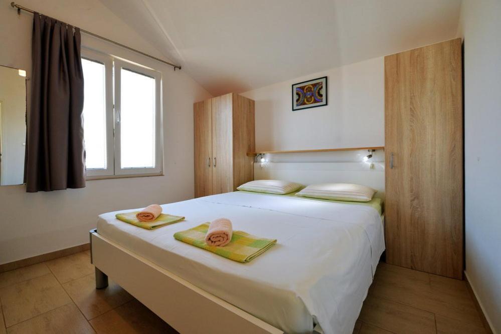 Apartments Viola Betina  Room photo